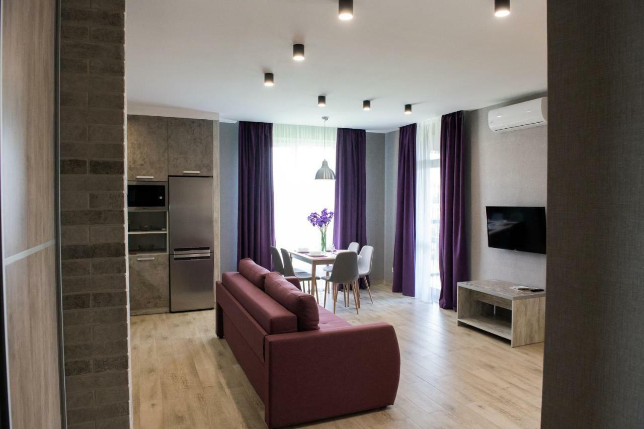 Avalonrestapartments Лвив Екстериор снимка